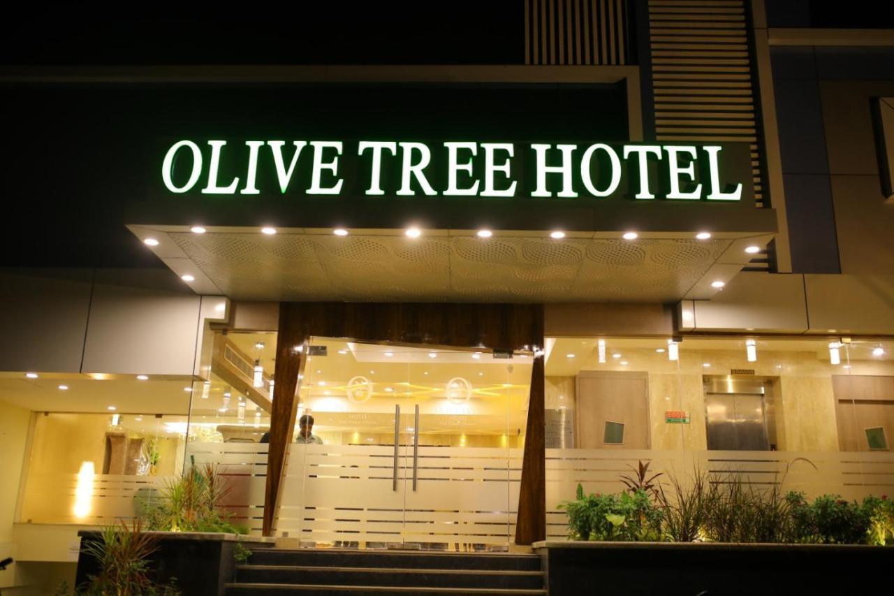 Olive Tree Hotel Vijayawāda Exterior foto